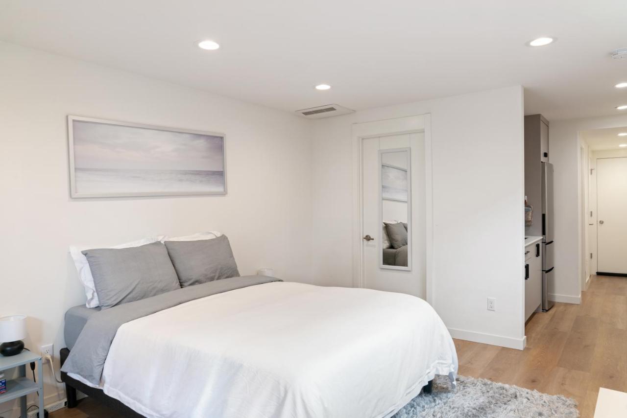 Modern Apartment Near Light Rail Seattle Exterior foto
